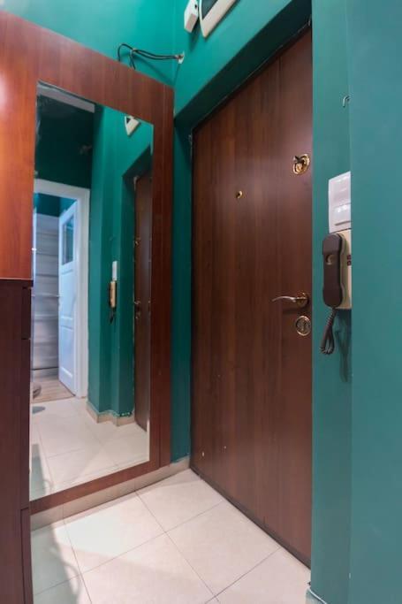 Loft Studio In The City Center Apartment Sofia Luaran gambar