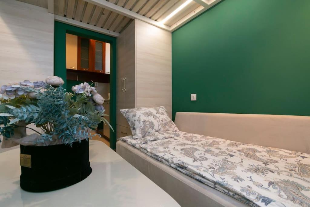 Loft Studio In The City Center Apartment Sofia Luaran gambar