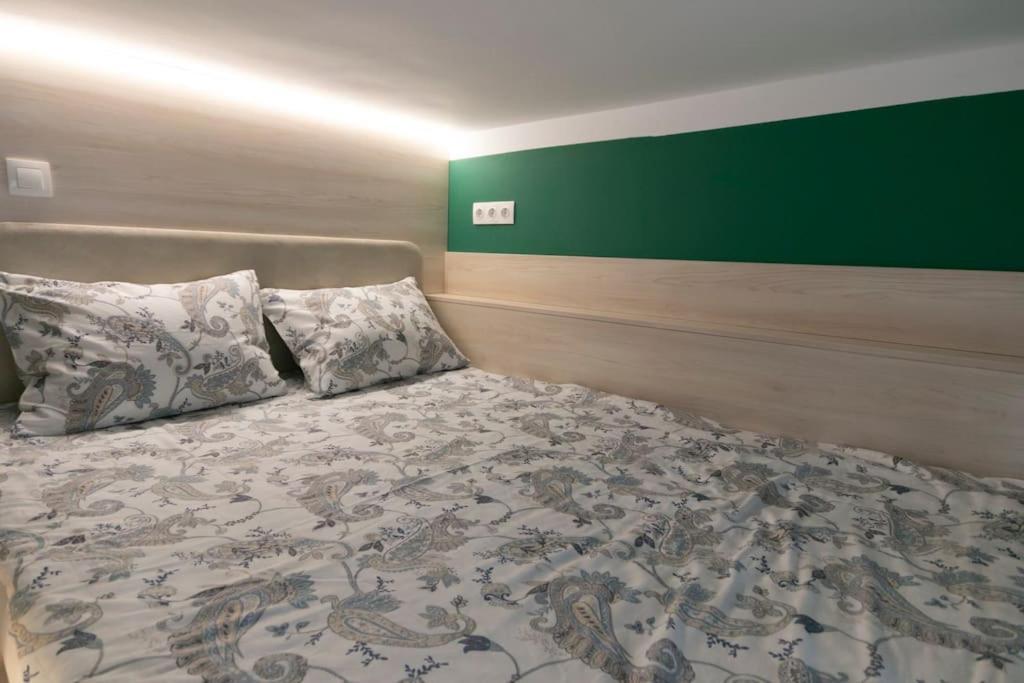 Loft Studio In The City Center Apartment Sofia Luaran gambar